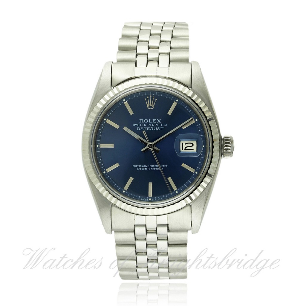 A GENTLEMAN`S STAINLESS STEEL & WHITE GOLD ROLEX OYSTER PERPETUAL DATEJUST BRACELET WATCH CIRCA