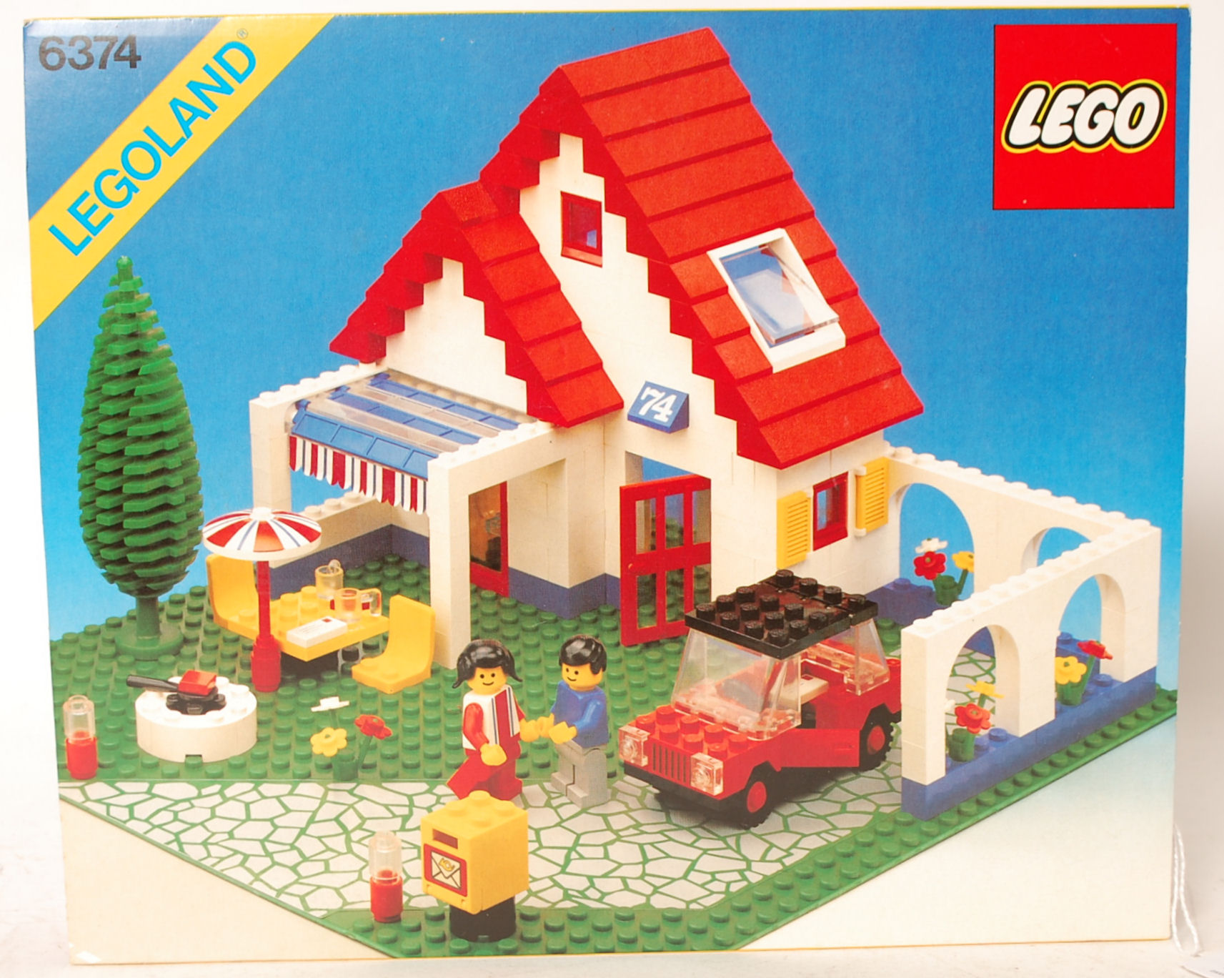 LEGO: An original vintage boxed set of Lego - set 6374 Lego Town ...