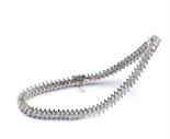 BRACCIALE TENNIS IN ORO BIANCO 18KT con diamanti taglio marquise per ct 4,85 circa, lunghezza cm.