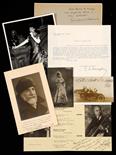 de Hidalgo, Elvira (1892-1980).  Interessante gruppo di documenti appartenuti alla celebre cantante.