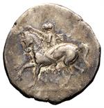 Taranto - Didramma databile al periodo 272-235 a.C. Fronte: giovane cavaliere incorona il cavallo al