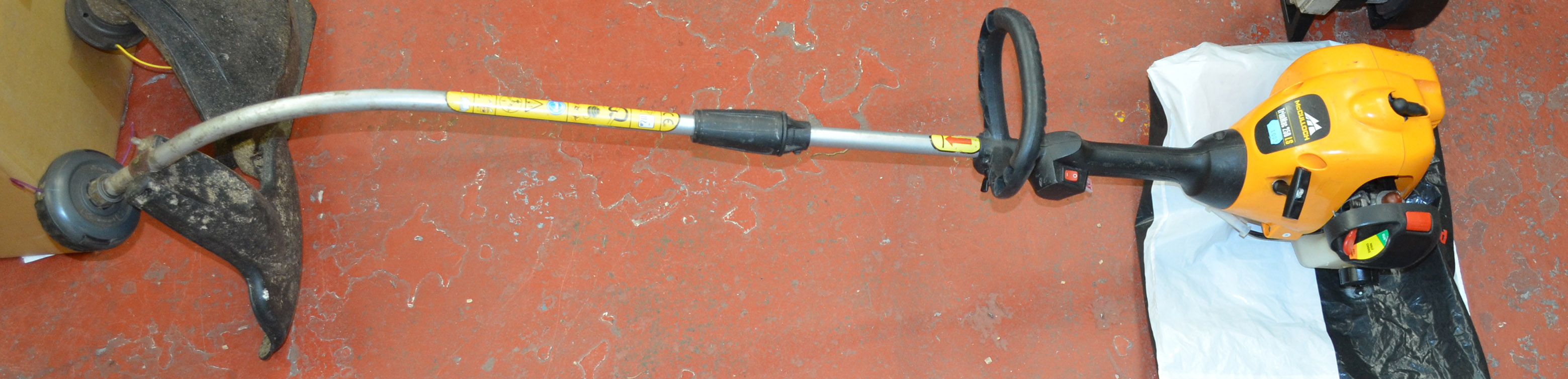 Lot 1067 - McCulloch TrimMac 250 LS petrol strimmer, working.