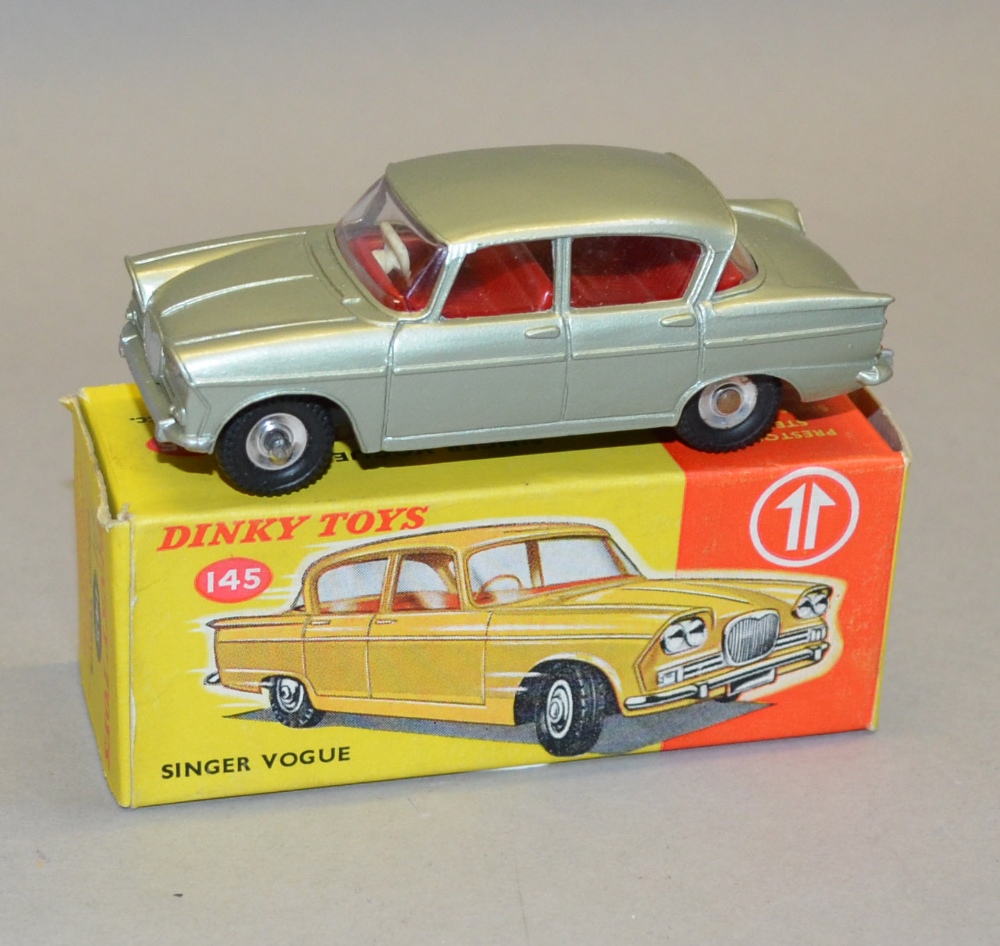 Москвич dinky toys