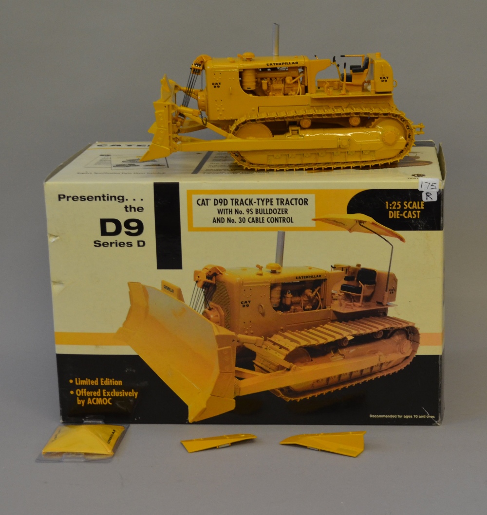 First Gear 125 scale Caterpillar diecast construction model D9D