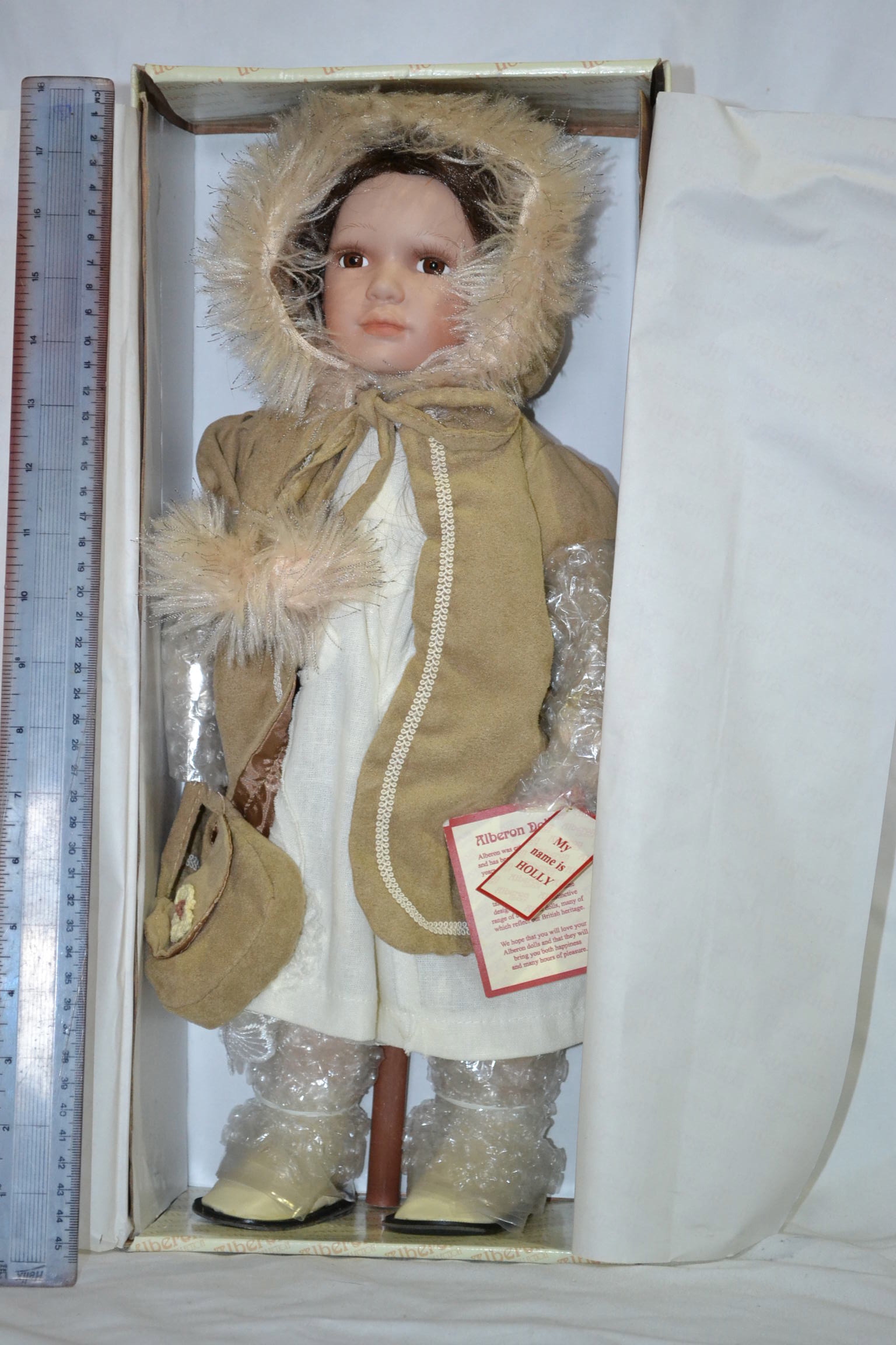 Alberon Porcelain Doll Holly Doll As New/Box Slightly Worn