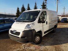 PEU16881 – Peugeot BOXER la 8.990 EUR