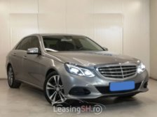 MER21381 – Mercedes-Benz E 300 la 18.490 EUR (vândut)