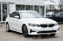BMW31617 – BMW 330 iA Advantage la 32.875 EUR