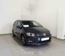 VOL26990 – Volkswagen Touran la 23.964 EUR
