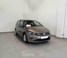 VOL28069 – Volkswagen Golf la 19.654 EUR