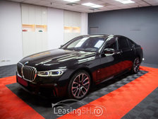 BMW32014 – BMW 740 xDrive la 81.902 EUR
