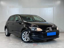 VOL28117 – Volkswagen Golf BlueMotion la 12.290 EUR