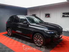 BMW33940 – BMW X5 xDrive la 84.490 EUR