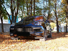 POR14467 – Porsche Cayenne la 104.720 EUR (vândut)