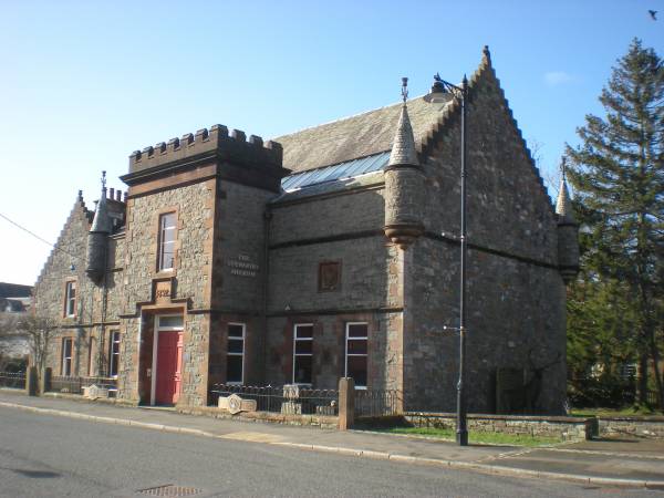Image of A short but interesting walk around the scenic harbour town of Kirkcudbright. It passes some of the town’s most historic sites including the 16th century MacLellan’s Castle and the town’s Tolbooth and Sheriff Court House. There also some fantastic cultural stops, such as the Kirkcudbright Galleries and The Stewartry Museum.