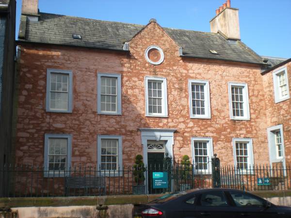 Image of A short but interesting walk around the scenic harbour town of Kirkcudbright. It passes some of the town’s most historic sites including the 16th century MacLellan’s Castle and the town’s Tolbooth and Sheriff Court House. There also some fantastic cultural stops, such as the Kirkcudbright Galleries and The Stewartry Museum.