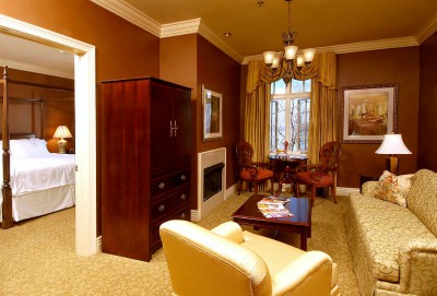 River Inn Memphis guest room
