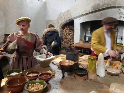 Hampton Court Palace authentic Tudor kitchen