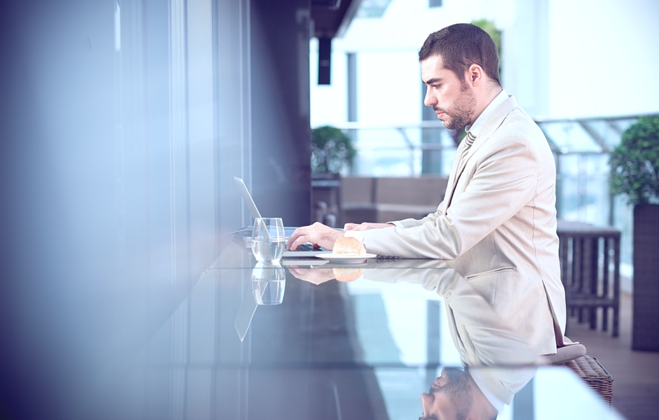 Tips for handling complaints online