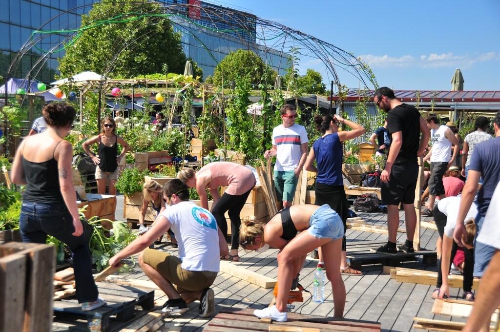atelier upcycly fest sur un rooftop