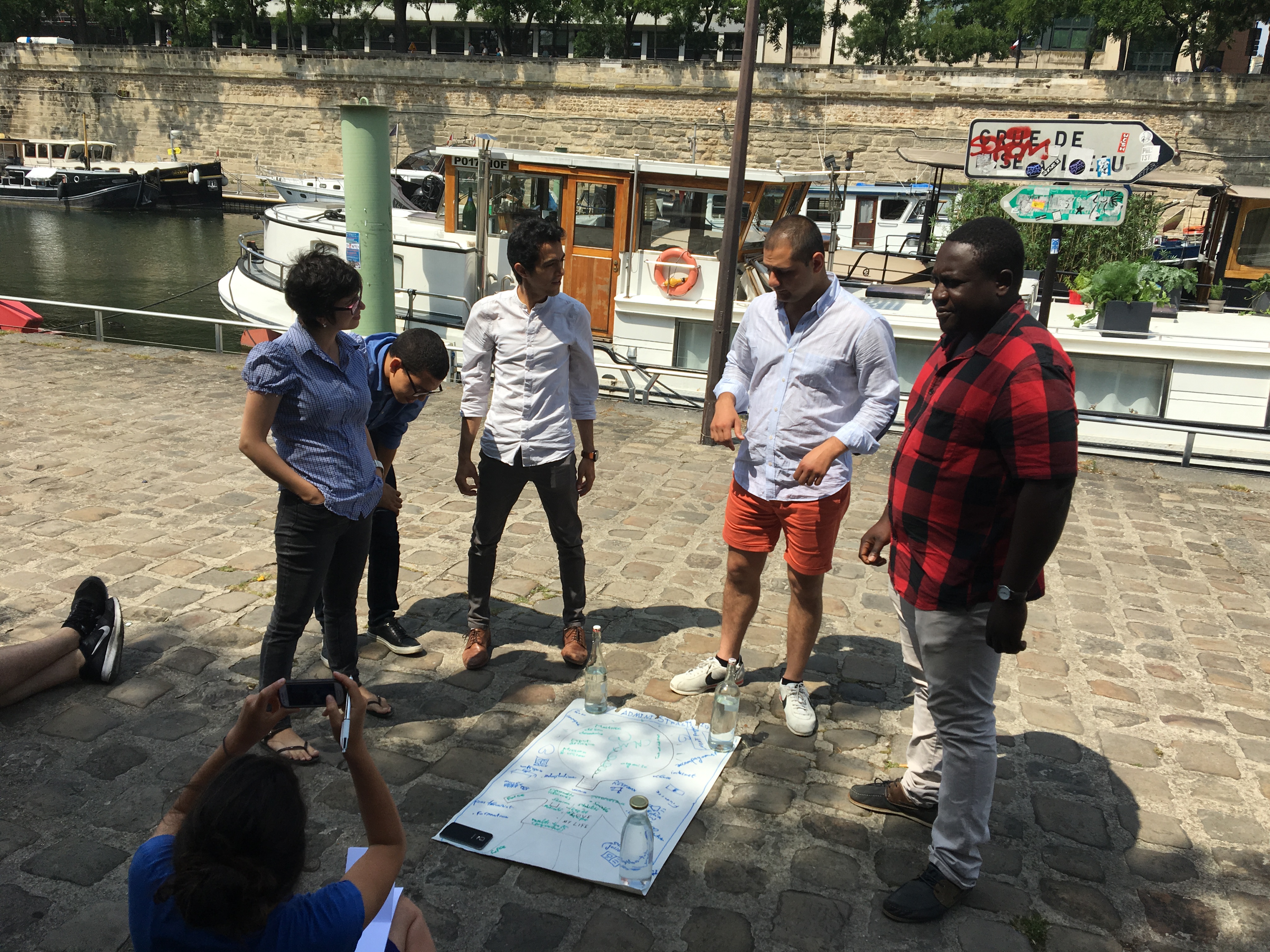 S’impliquer sur la question migratoire : un geste simple pour faire la différence.