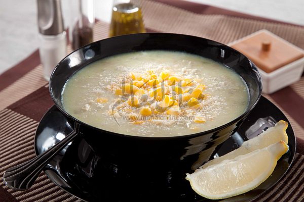 مكرونة مع صلصة البروكلي