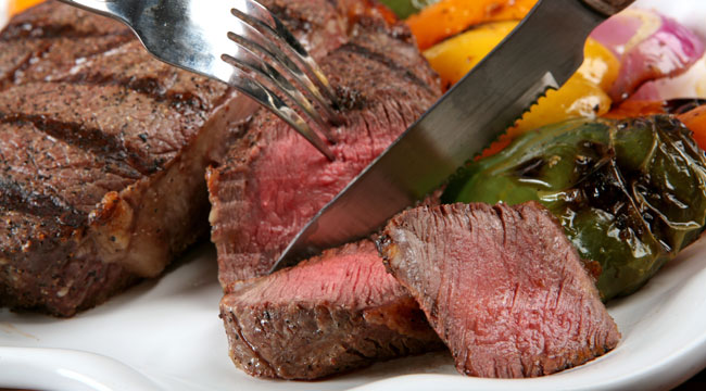 إذا كنت مصابا بهذه الأمراض.. ابتعد تماما عن تناول اللحوم الحمراء 