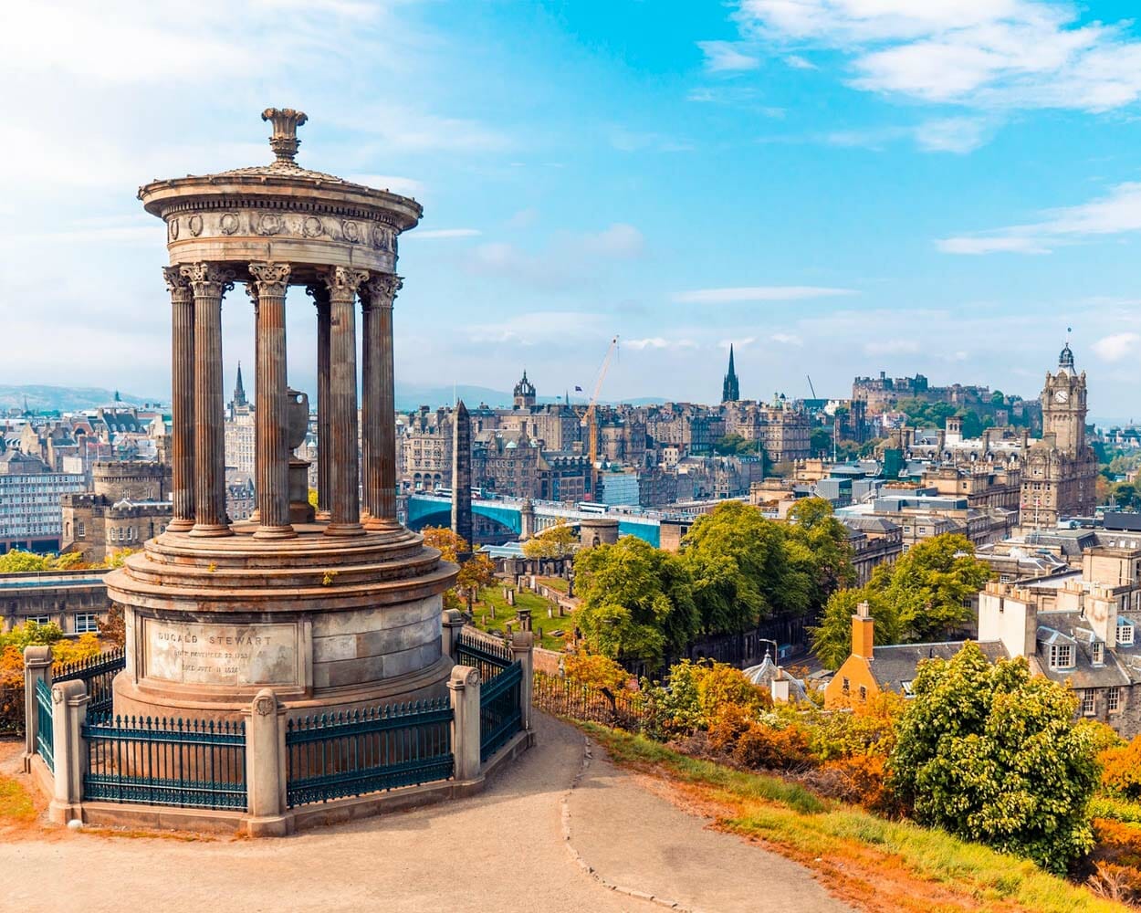 10 lugares imprescindibles que ver en Edimburgo (y 10 alternativas) 10 lugares imprescindibles que ver en Edimburgo (y 10 alternativas)