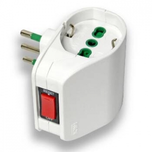 Presa elettrica tripolare italiana 10a con due prese ita/schuko 10/16a con interruttore automatico di sovraccarico