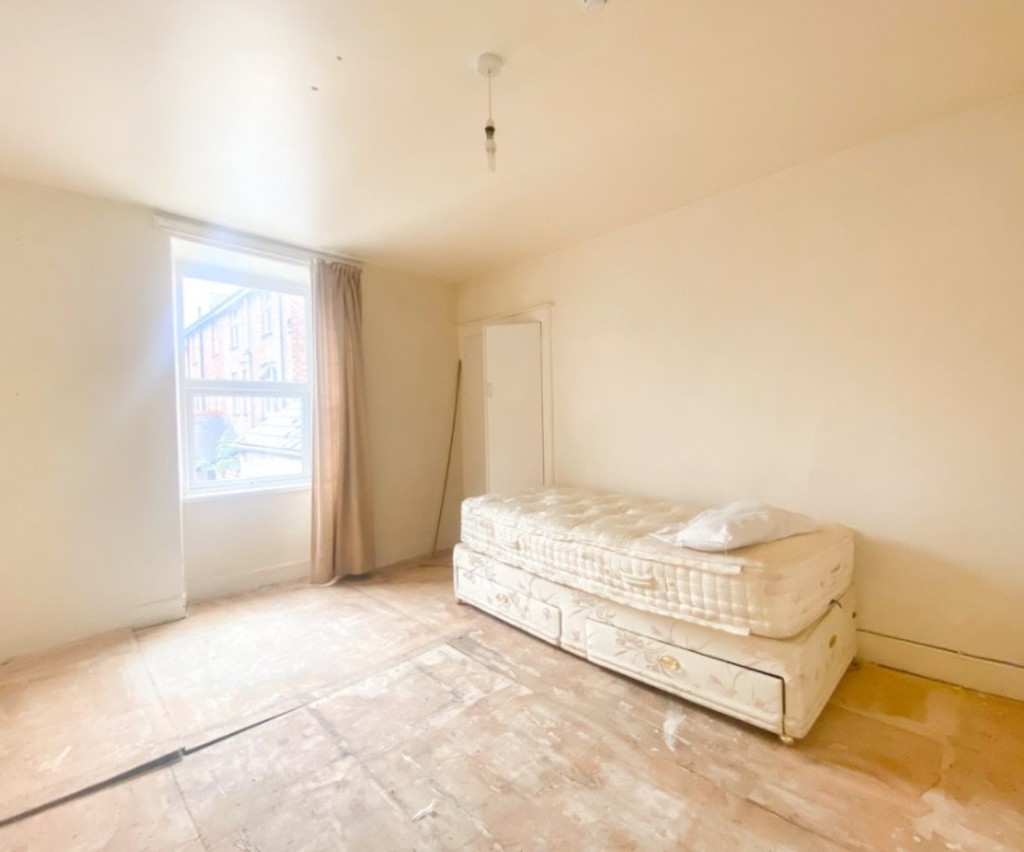 5 Bedroom Mid Terraced House For Sale Aberystwyth