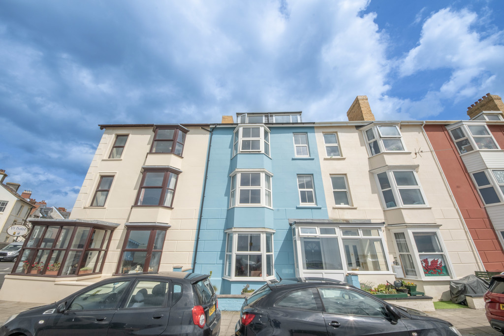 4 Bedroom Flat For Sale Aberystwyth