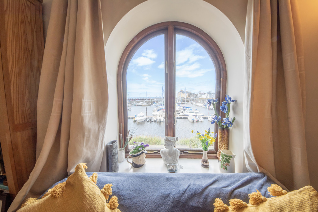 2 Bedroom Apartment For Sale Aberystwyth