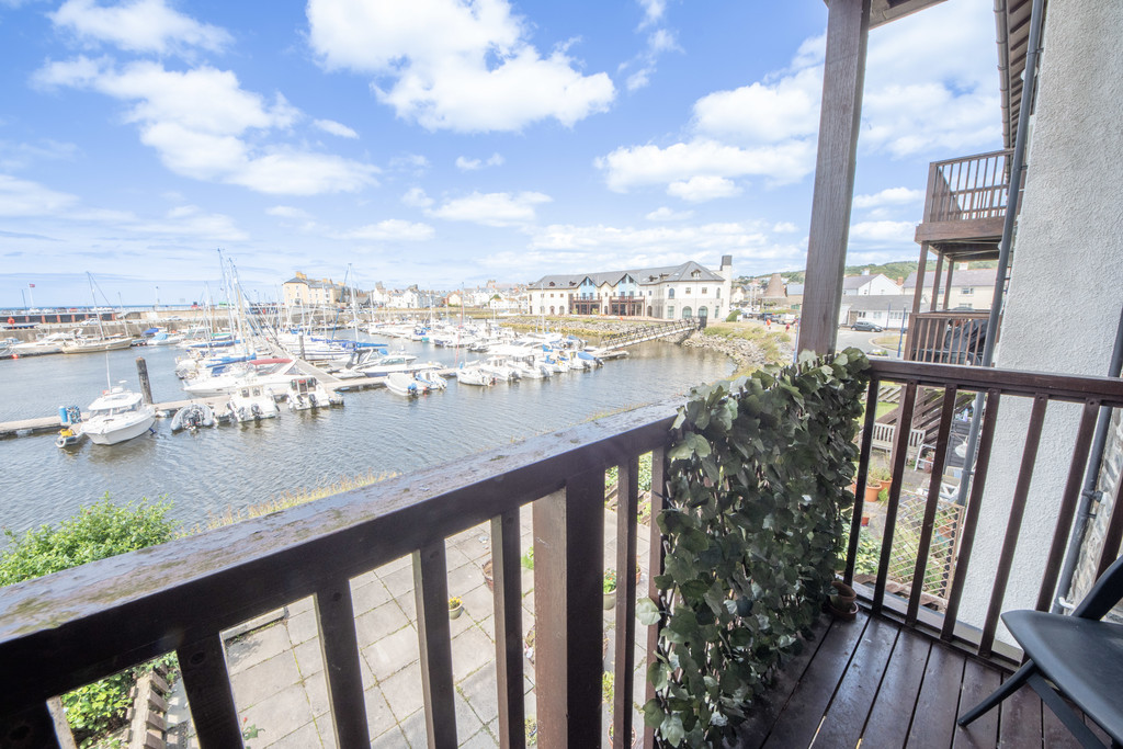 2 Bedroom Apartment For Sale Aberystwyth