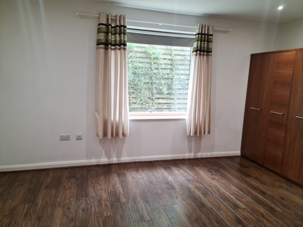 2 Bedroom Ground Floor Flat For Sale Aberystwyth