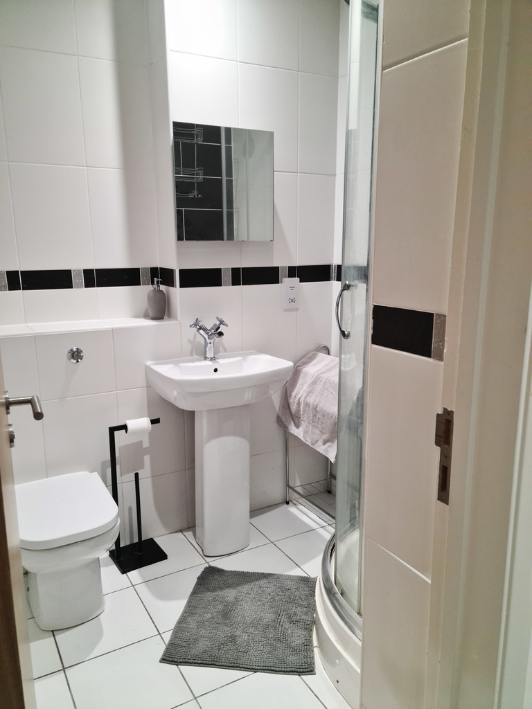 2 Bedroom Ground Floor Flat For Sale Aberystwyth