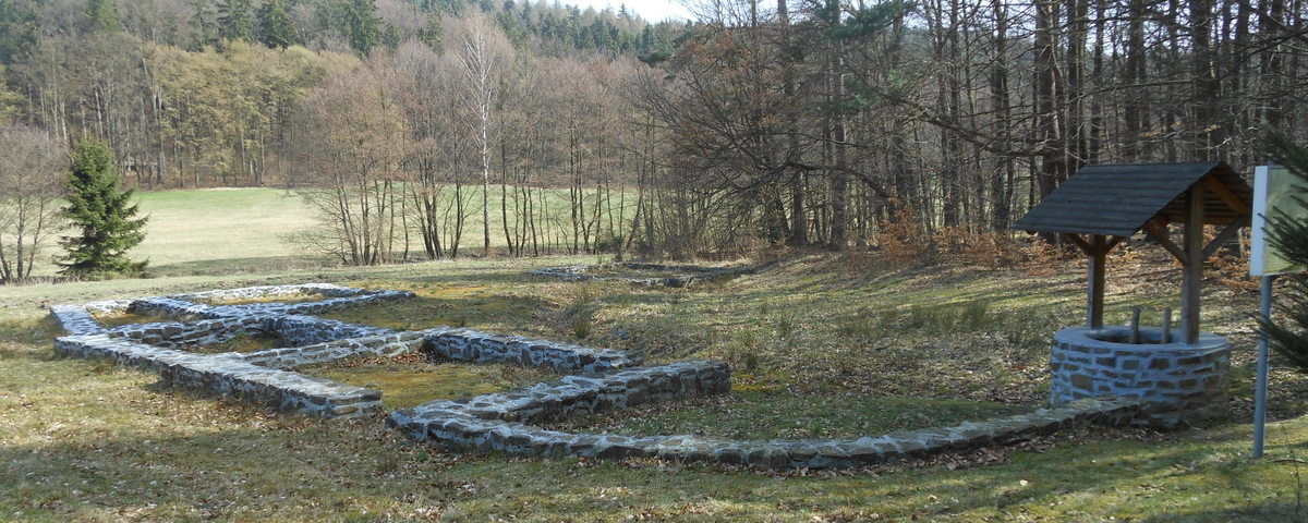 Jedovnice, Zaniklá středověká vesnice Bystřec