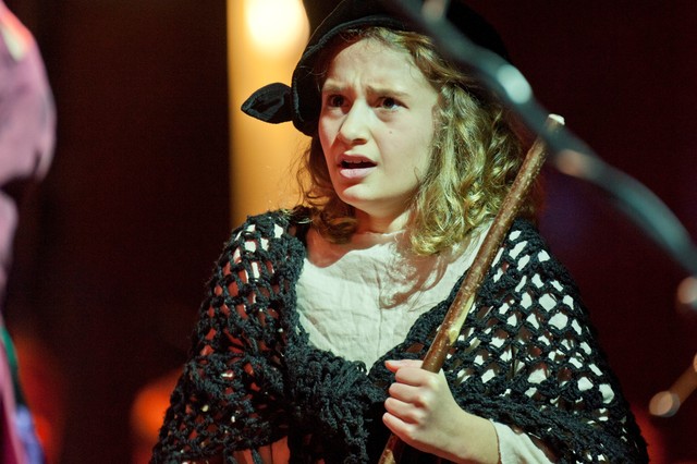 Chloe Shaw cosette (2)