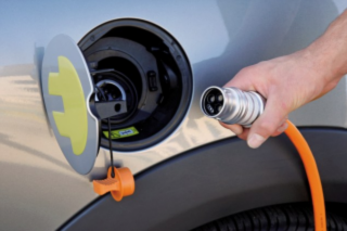 Plug-in car grant to be cut in November (Updated)