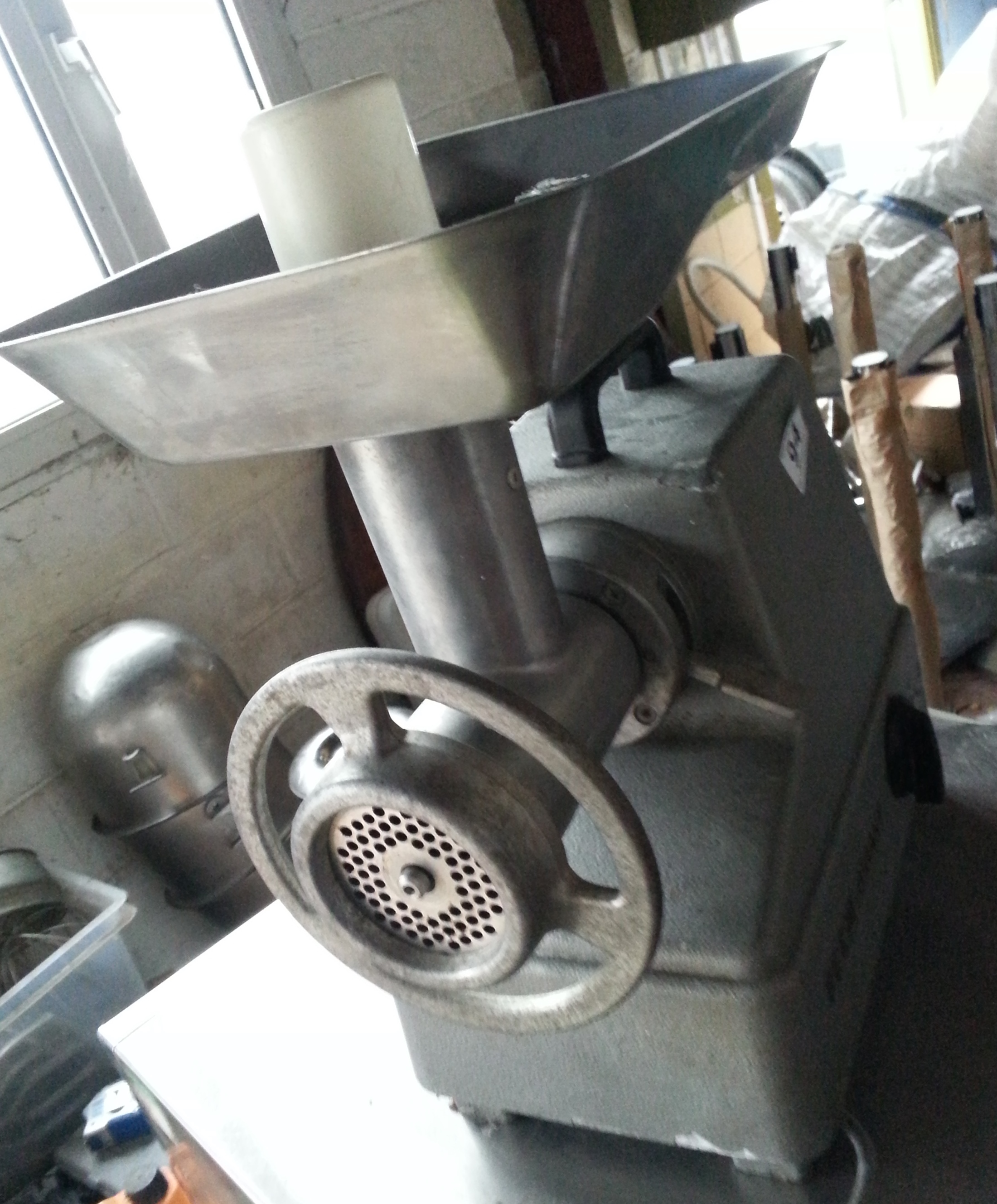 BeemGigant single phase mincer