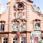 Jedes Haus sein eigenes Geheimnis Jedes Haus sein eigenes Geheimnis