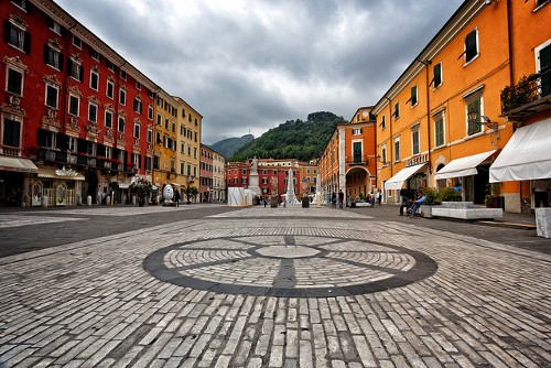 Carrara Carrara