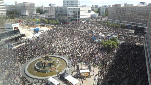 8:46 of Silence (For George Floyd) @ Alexanderplatz 8:46 of Silence (For George Floyd) @ Alexanderplatz