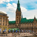 Vom Hauptbahnhof über die Mönckebergstrasse zum Rathaus Vom Hauptbahnhof über die Mönckebergstrasse zum Rathaus