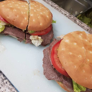 Atención Inmediata-Sandwich Dany's