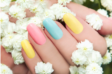 Manicure, Pedicure y Esmaltado Permanente