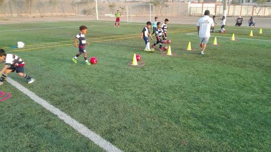 Academia de fútbol en San Juan de Miraflores