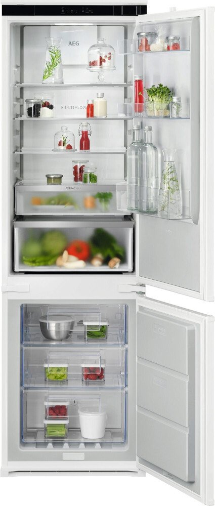 AEG - NSC7C181DS - Integrated Fridge Freezer - 70/30 Split - TwinTech NoFrost NSC7C181DS