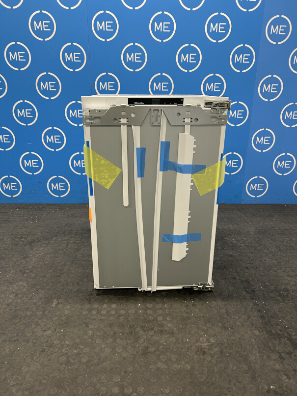 Miele FNS 7140 C No Frost Built-In Freezer, Fixed Hinge, C Rated - Damaged Item Image