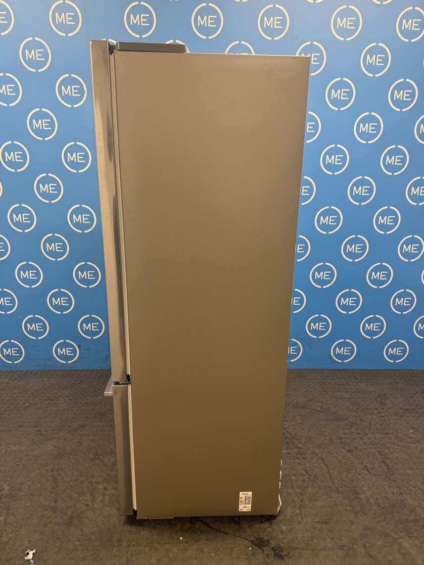 Fisher & Paykel RF540ADUX6 Series 7 American Fridge Freezer, Stainless Steel, E Rated,  Plumbed - Damaged Item Image
