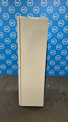 Beko CFG4582W Frost Free Fridge Freezer, 50/50, White, E Rated - Damaged Item Image
